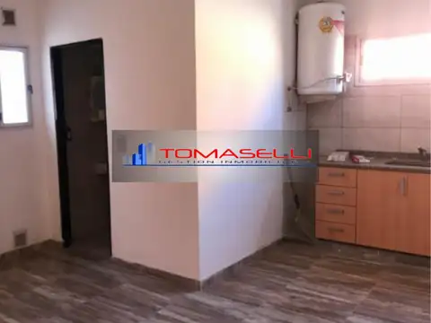 VENTA - 1 GALPON MAS 2 DEPARTAMENTOS - CON RENTA - POSIBLE FINANCIACION