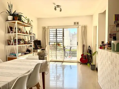 Departamento 3 ambientes con 2 baños