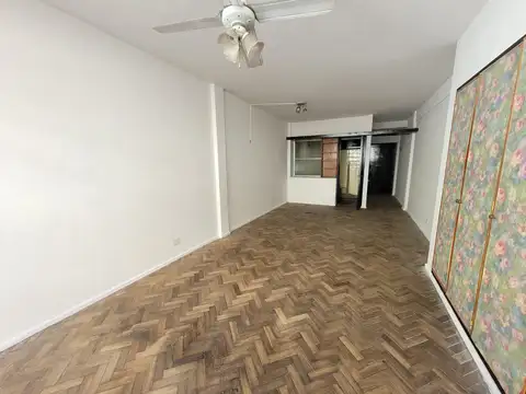 Avenida Rivadavia 1300, Piso 8