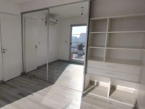 Departamento en Alquiler con 1 cocheras