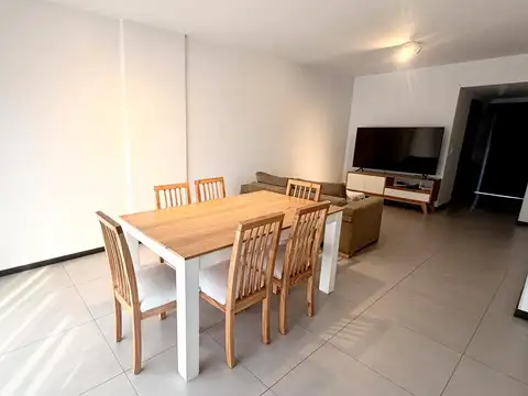 Departamento en Alquiler con 1 cocheras