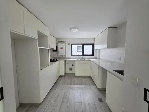 Departamento 4 ambientes con 2 baños