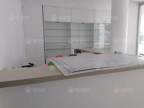 Local en Punta del Este, Puerto