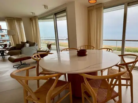 Departamento en Alquiler Temporal en Punta del Este, USD 18.000