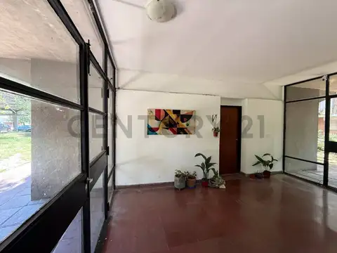 525 e 12 y 13 , Piso 1