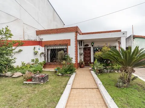 Venta Casa 3 Ambientes Apto Crédito, Merlo