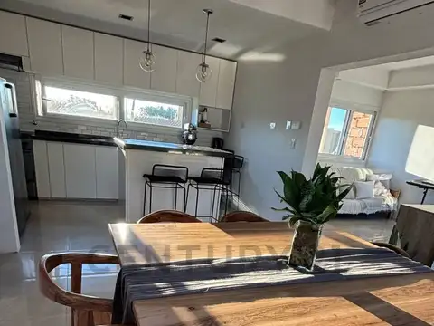 CASA EN VENTA ECHEVRRY DOS DORMITORIOS LOTE DE 945 METROS