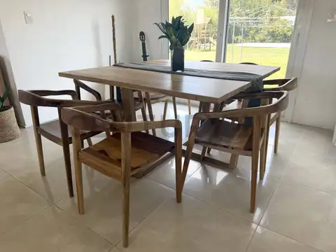 CASA EN VENTA ECHEVRRY DOS DORMITORIOS LOTE DE 945 METROS