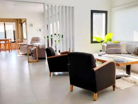 Casa en Alquiler de 5 dormitorios