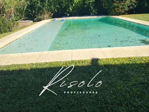 Casa 4 ambientes con 2 baños