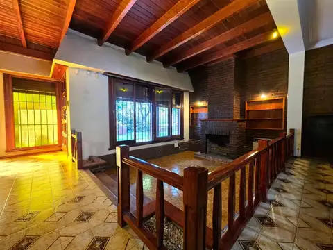 Venta Chalet 5 ambientes con quincho y garaje - zona Bosque Alegre - Mar del Plata