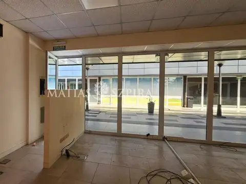 Oficina en alquiler en complejo zona Parque Leloir