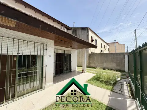 APTO CREDITO - Casa - Centro de Belen de Escobar - Cervantes 119