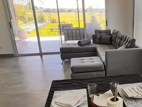 Casa en Alquiler de 2 dormitorios