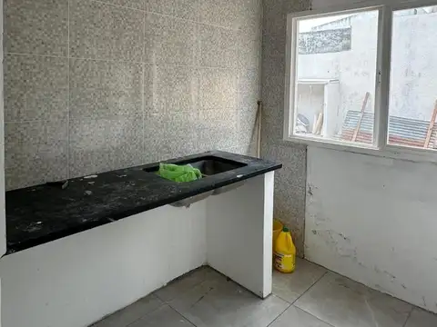 Local en Venta en Zarate, USD 105.000