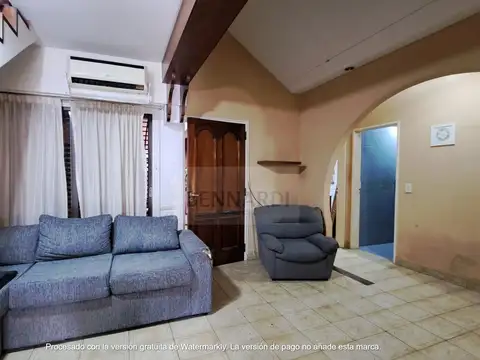 Depto Tipo Casa 5 ambientes con 3 baños