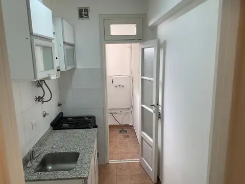 Departamento en Venta en Villa del Parque, USD 63.000