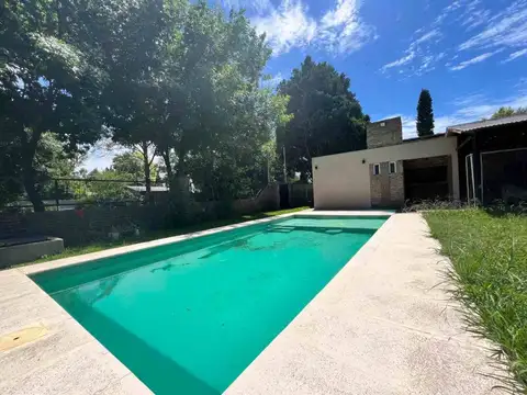 TERRENO CON QUINCHO Y PILETA EN VENTA FUNES