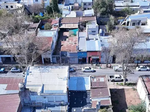 Sarmiento e/ Avenida Belgrano y 12 de Octubre