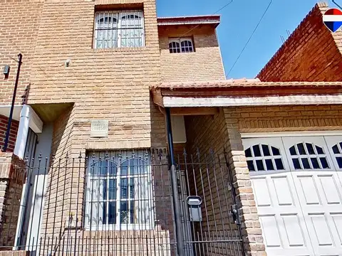 VENTA PH TIPO CASA 5 AMBIENTES QUILMES