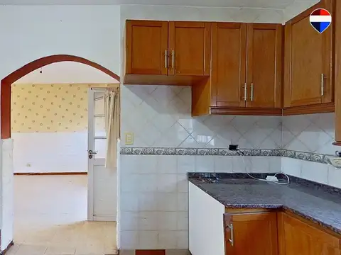 Casa 5 ambientes con 2 baños