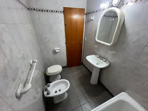 MANUEL DE ARTIGAS 5800, Piso PB