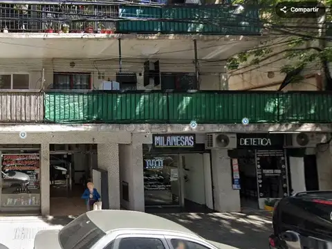 2 ambientes contrafrente muy luninoso con balcón