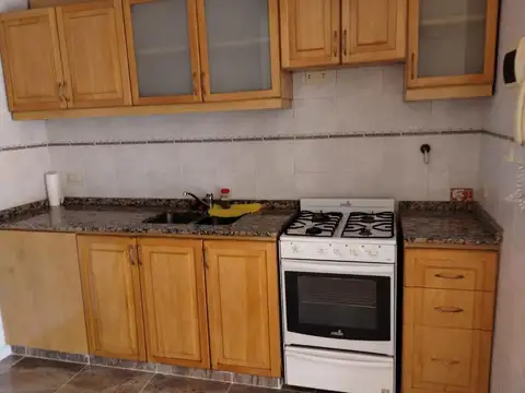 Departamento en Alquiler en Villa Ballester, $ 680.000