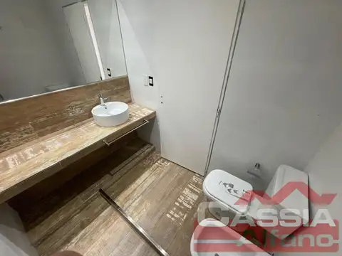 Departamento en Alquiler en Lanus Este, $ 980.000