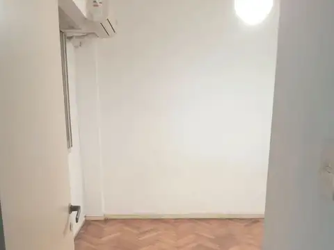 2 Amb.con Aire Acond.Split-Dormitorio Placares Cocina equipada "Eléctrica-Termot." Lavadero independiente