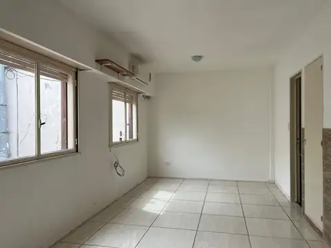 Alquiler tradicional Caballito Luz bajas expensas