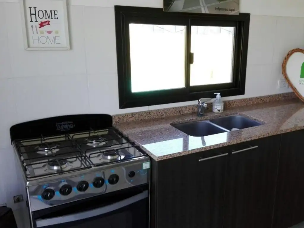 Ruta 25 - 2 dormitorios con cochera