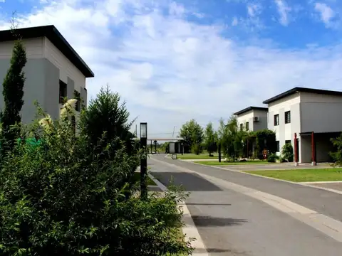 Casa en Venta en Umbrales De La Merced - 2 dormitorios