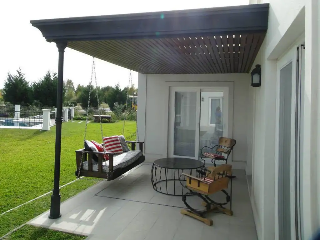 Casa en Alquiler Temporal de 480,0 m2