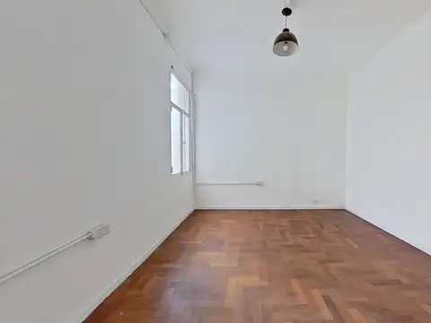 Depto Tipo Casa en Venta en Villa del Parque, USD 81.000