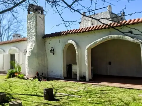 Venta Casa 4 Amb Jardín Pileta Cochera Mte Grande