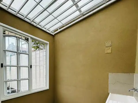 Depto Tipo Casa en Venta de 1 dormitorio