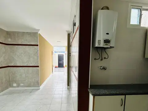 Depto Tipo Casa 2 ambientes con 1 baño