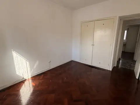 Departamento en Alquiler en Belgrano C, $ 800.000