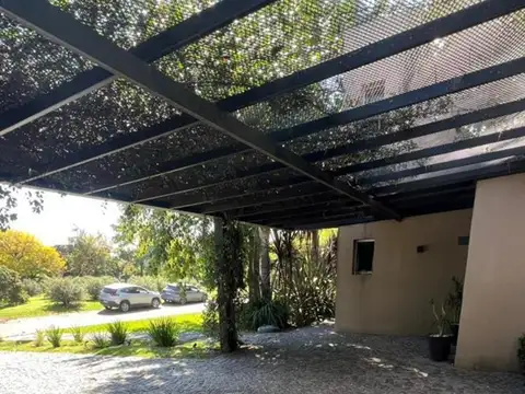 Casa en Alquiler de 5 dormitorios