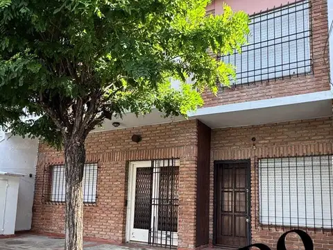 PH EN VENTA CON PATIO Y JARDIN - APTO CREDITO