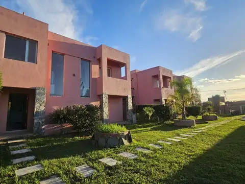 Casa en Alquiler de 2 dormitorios