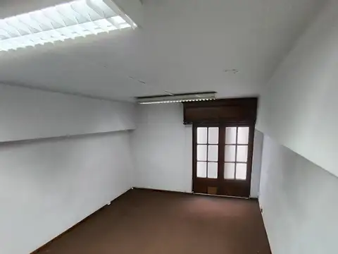 Oficina en Venta en Monserrat, USD 25.000