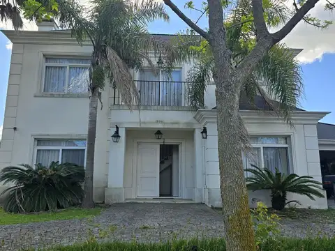 Casa en Los Jazmines, Pilar del Este