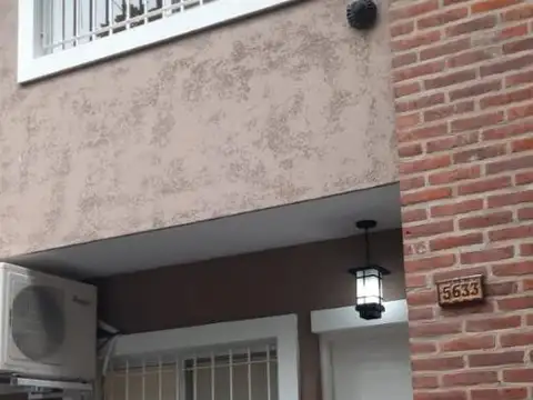 Duplex 3 amb. en excelente zona e inmejorable estado!