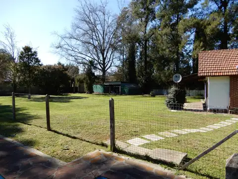 Casa en Venta con 2 cocheras