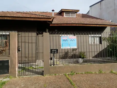 Casa - Alquiler - Argentina, BURZACO - ESPAÑA 1956