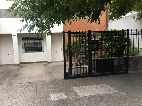 CASA PARA 2 FAMILIAS