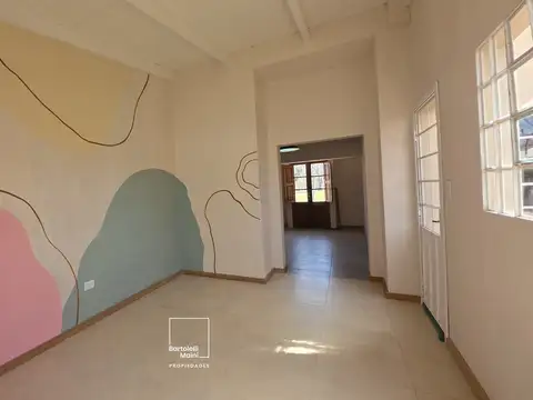 Casa 4 ambientes con 1 baño