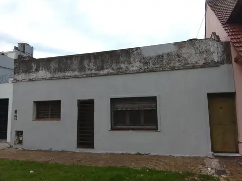 Casa PH 3 Ambientes para Refaccionar - Castelar Sur